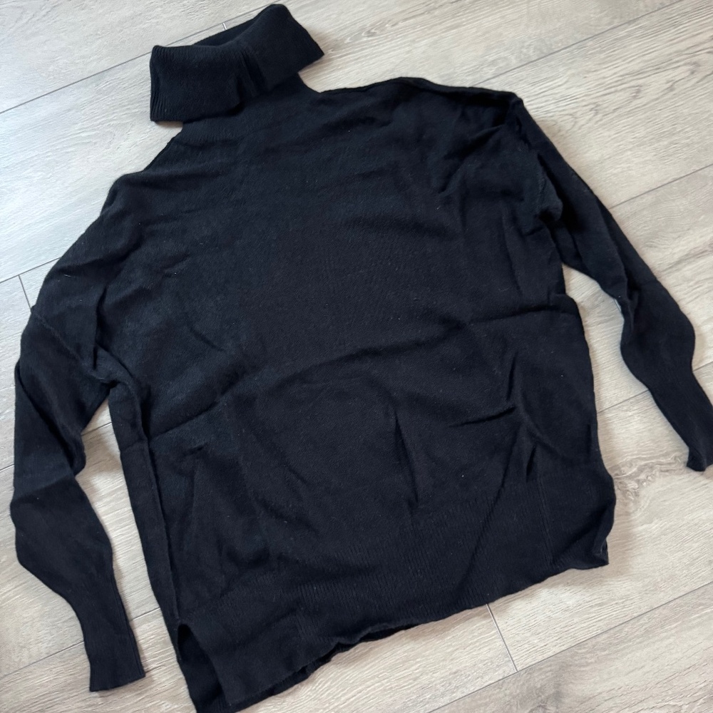 The Group Babaton Cashmere Sweater